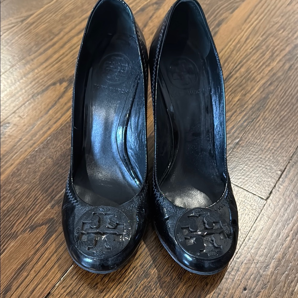 Tory Burch patent Black wedges shoes